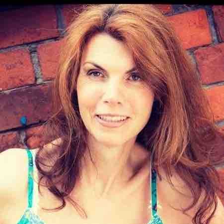 File:Jacqui Gavin.jpg