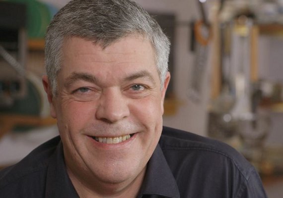 File:Simon Hopkinson.jpg