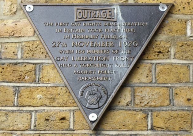 File:Highbury Fields plaque.jpg