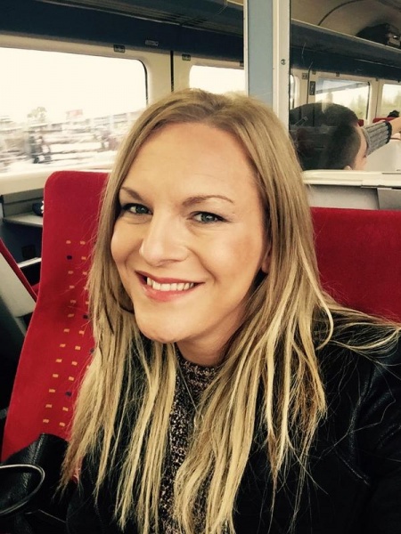 File:Stephanie Hirst.jpg