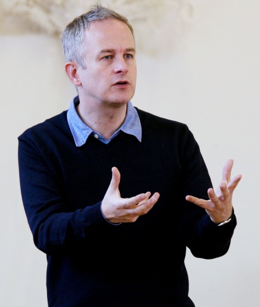 File:Dominic-cooke-in-rehearsal-for-arabian-nights1.jpg